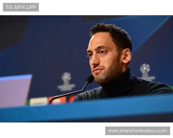 加拉塔萨雷内部人士澄清与恰尔汗奥卢无任何接触记录