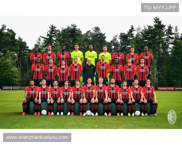 多家俱乐部冬窗求租巴萨特狮曼联纽卡热刺摩纳哥均在列